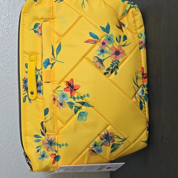 NWT Lug Flare 2 Crossbody Bag In Yellow Floral - Picture 2 of 8